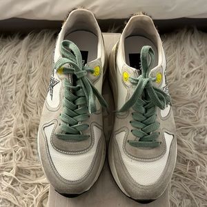 Golden goose running sneakers brand new